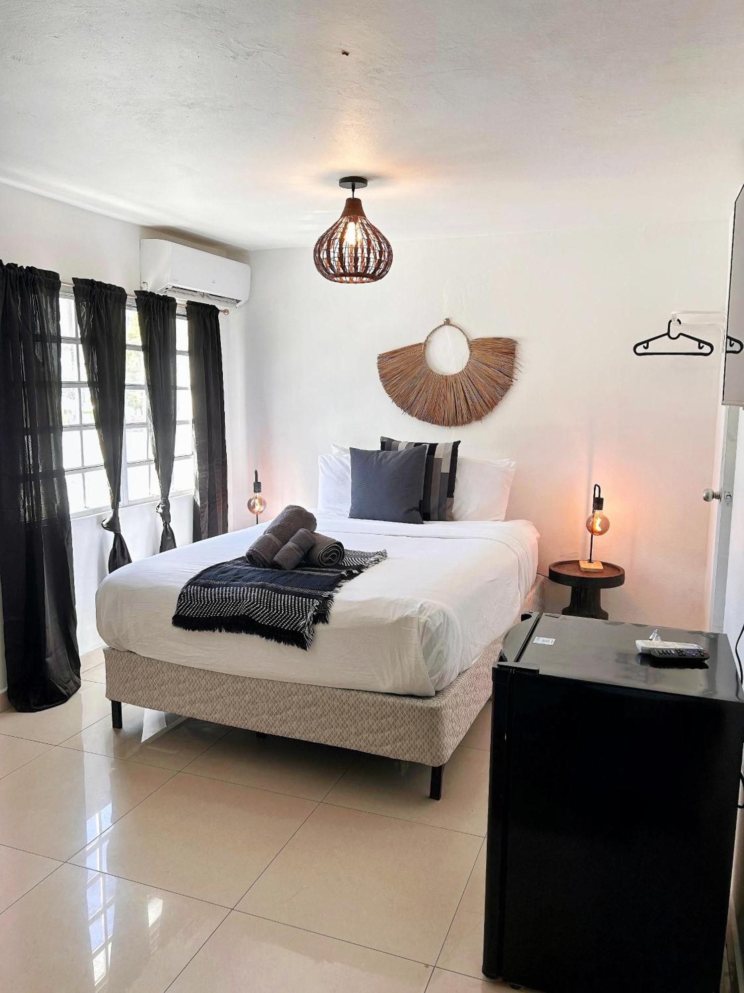 The Pelican Poshtel San Juan Extérieur photo