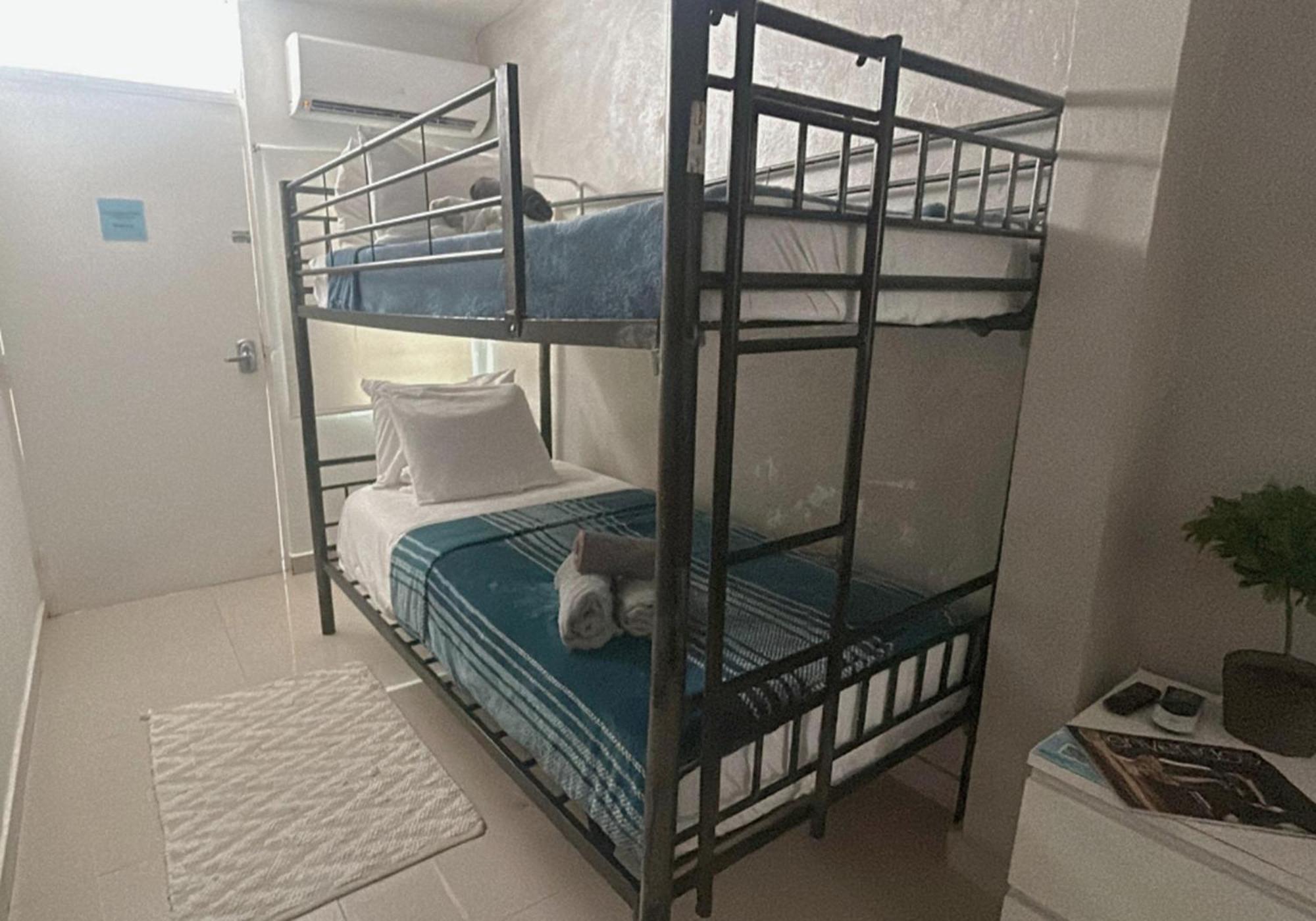 The Pelican Poshtel San Juan Extérieur photo